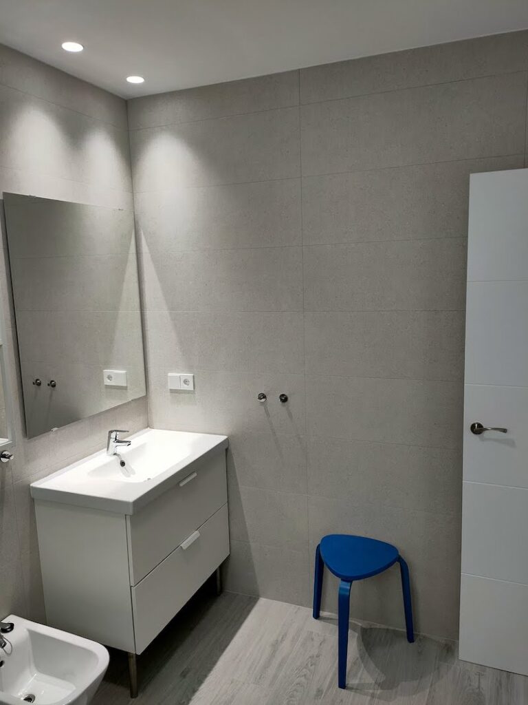 baño segundo izquierda